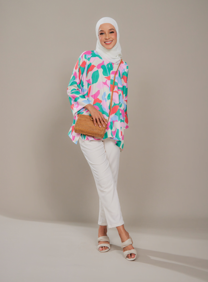 Fatimah Casual Blouse in Ceria - Image 2