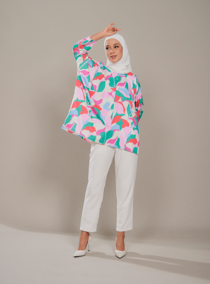 Fatimah Casual Blouse in Ceria - Image 6