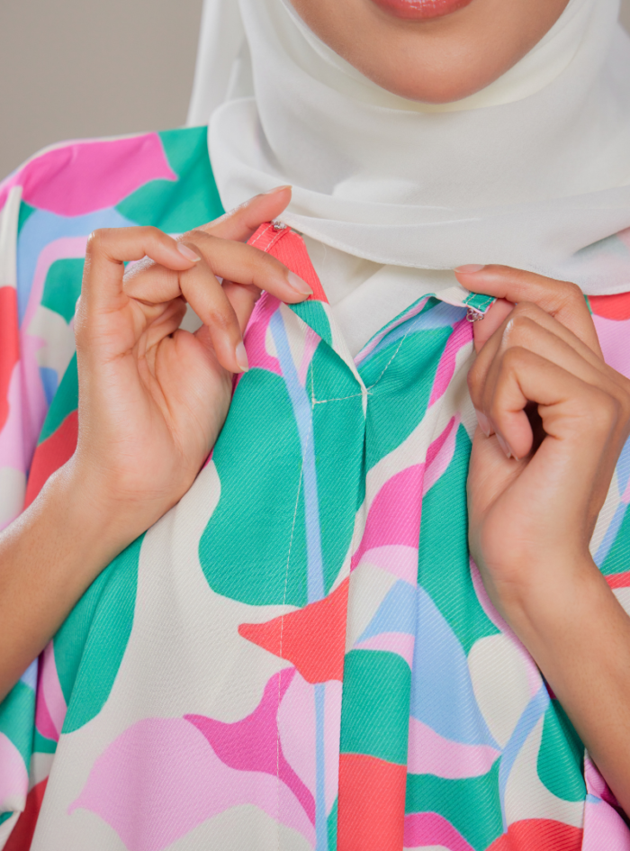 Fatimah Casual Blouse in Ceria - Image 8