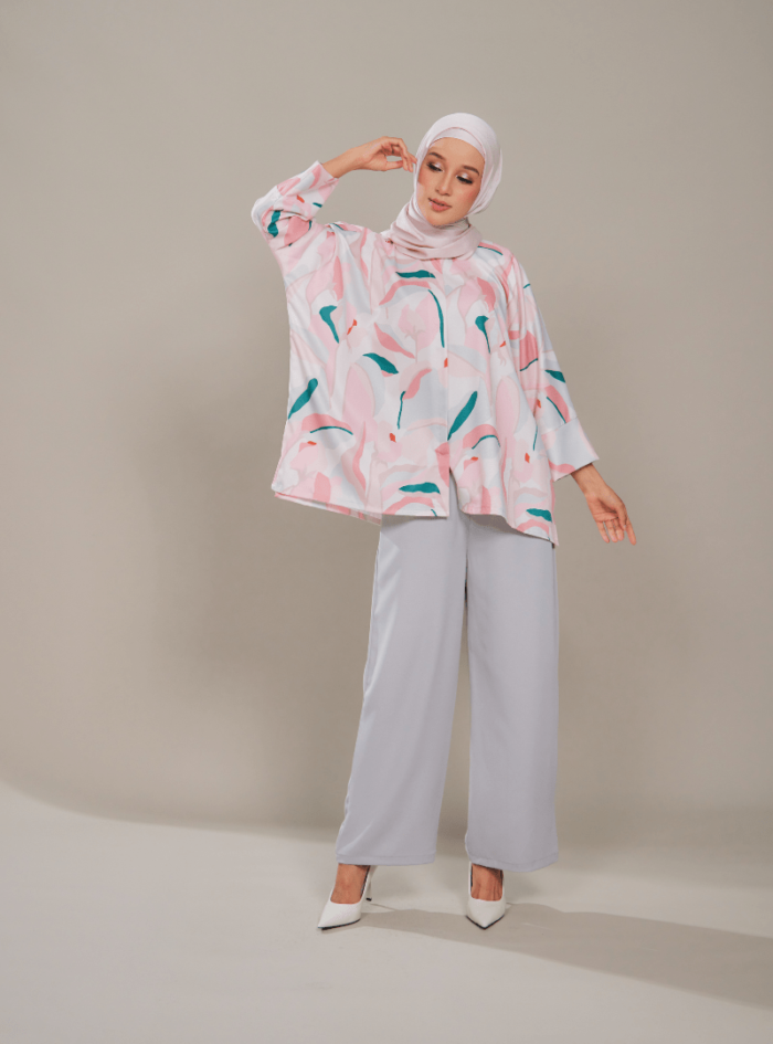 Fatimah Casual Blouse in Lembut - Image 4