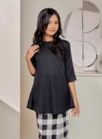 Tun Teja Kurung Pahang for Daughter in Demure - Image 6