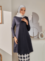 Tun Teja Kurung Pahang for Mom in Demure - Image 3
