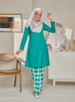 Tun Teja Kurung Pahang for Mom in Fresh