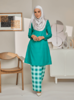 Tun Teja Kurung Pahang for Mom in Fresh - Image 2