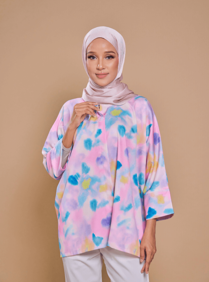 Fatimah Casual Blouse 2.0 in Dekat - Image 1