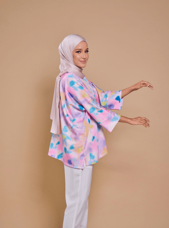 Fatimah Casual Blouse 2.0 in Dekat - Image 7