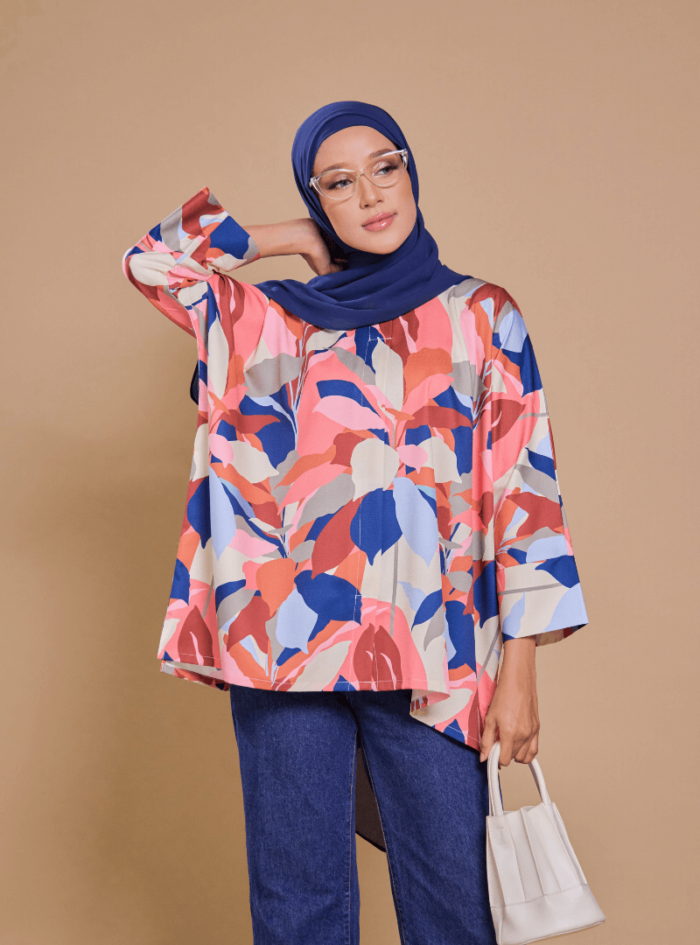 Fatimah Casual Blouse 2.0 in Gaya - Image 12
