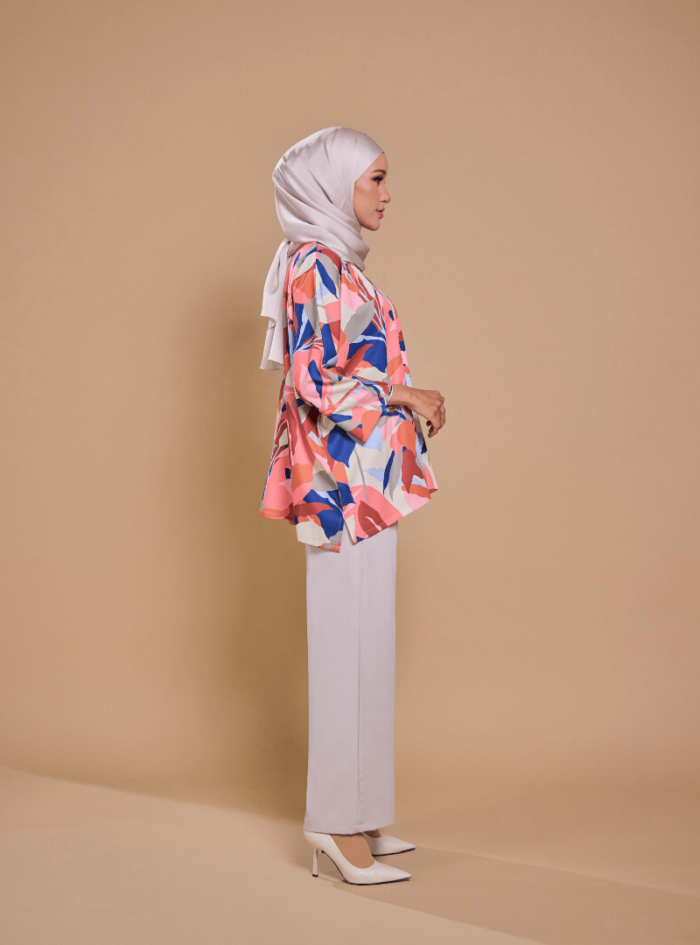 Fatimah Casual Blouse 2.0 in Gaya - Image 3