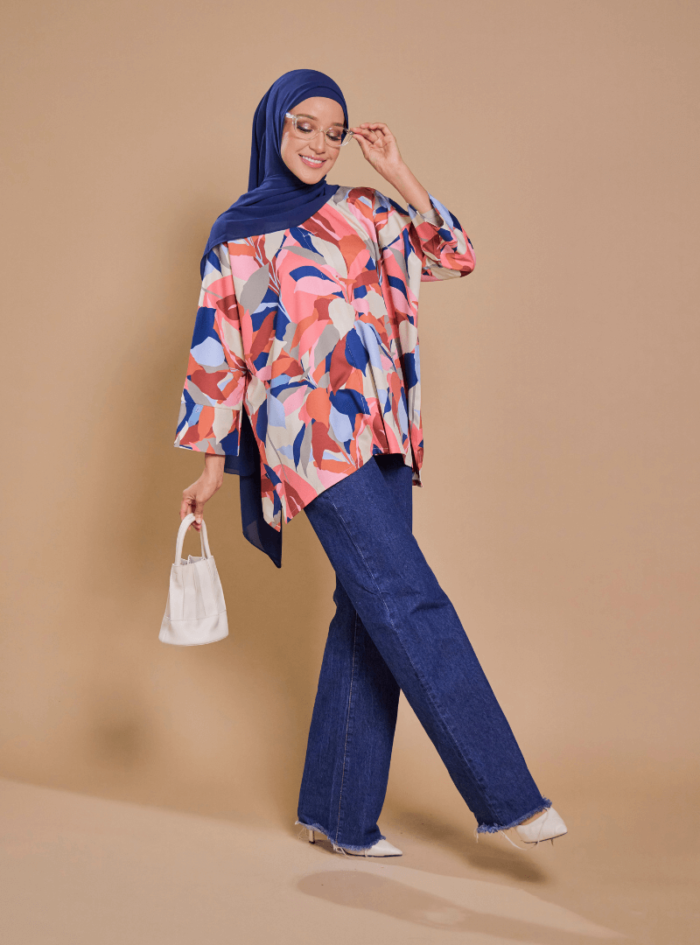 Fatimah Casual Blouse 2.0 in Gaya - Image 9