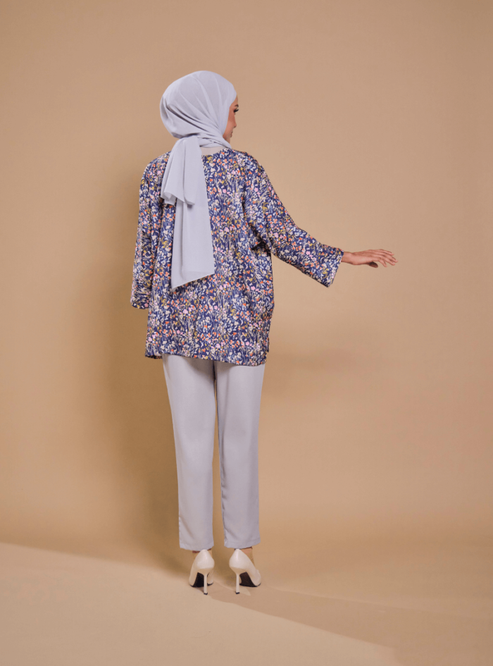 Fatimah Casual Blouse 2.0 in Halus - Image 4