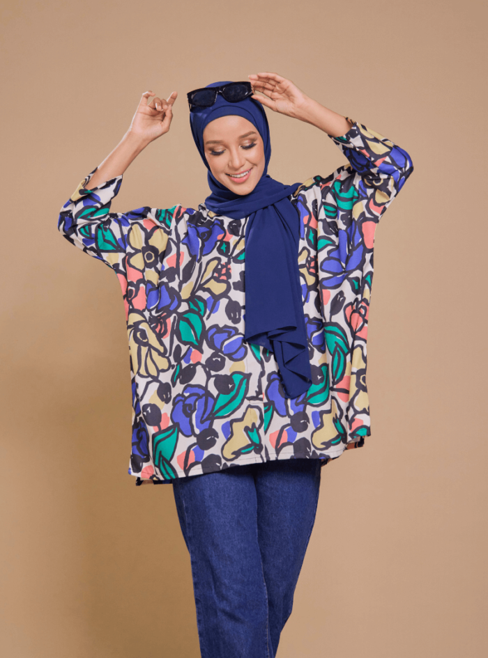 Fatimah Casual Blouse 2.0 in Lincah - Image 11