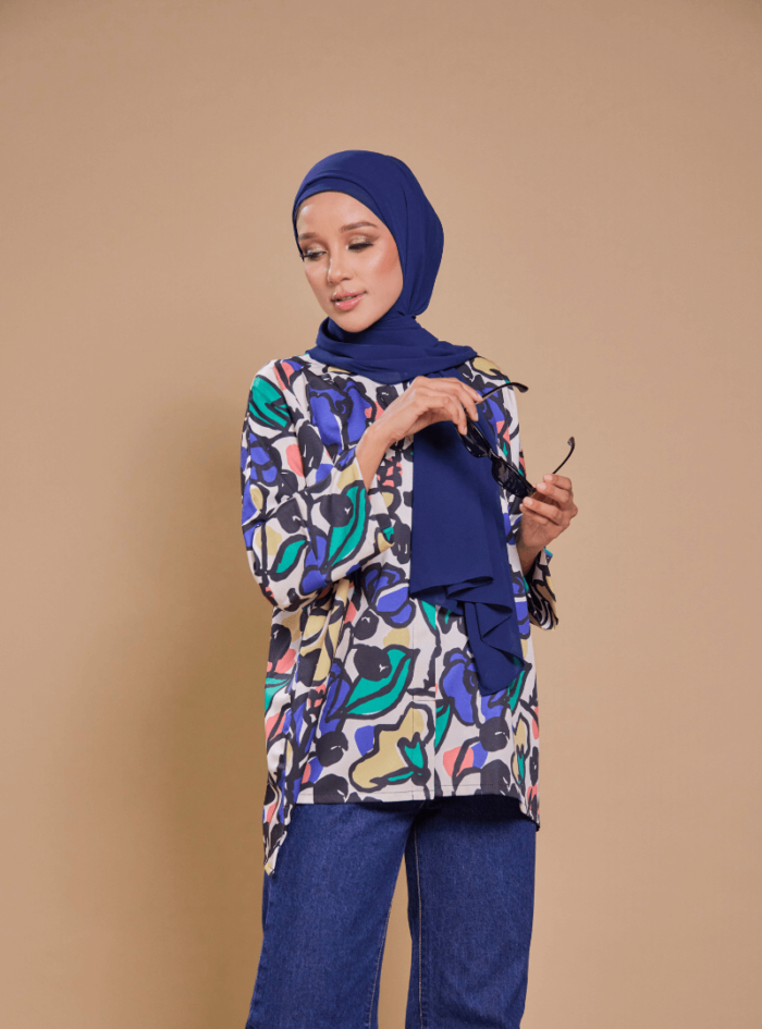 Fatimah Casual Blouse 2.0 in Lincah - Image 12