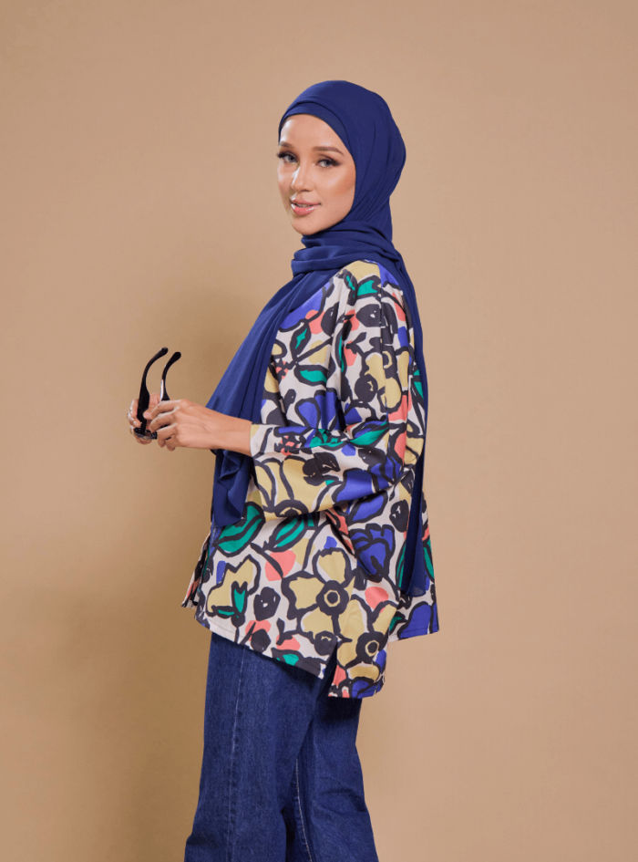 Fatimah Casual Blouse 2.0 in Lincah - Image 13