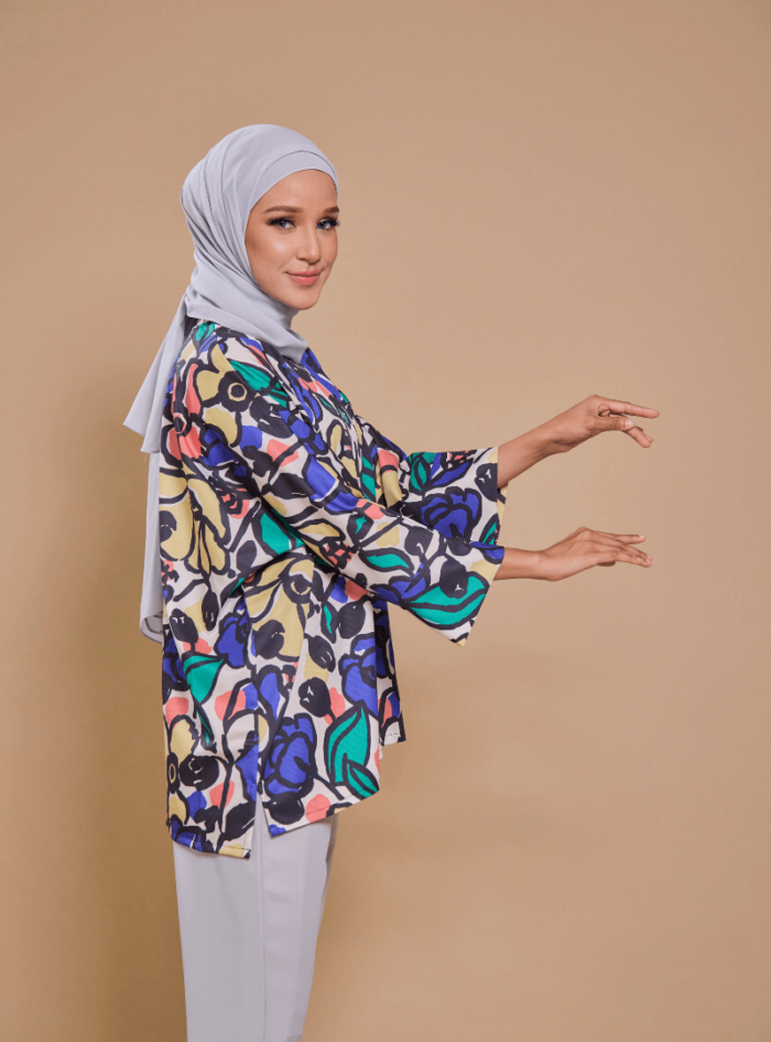 Fatimah Casual Blouse 2.0 in Lincah - Image 7