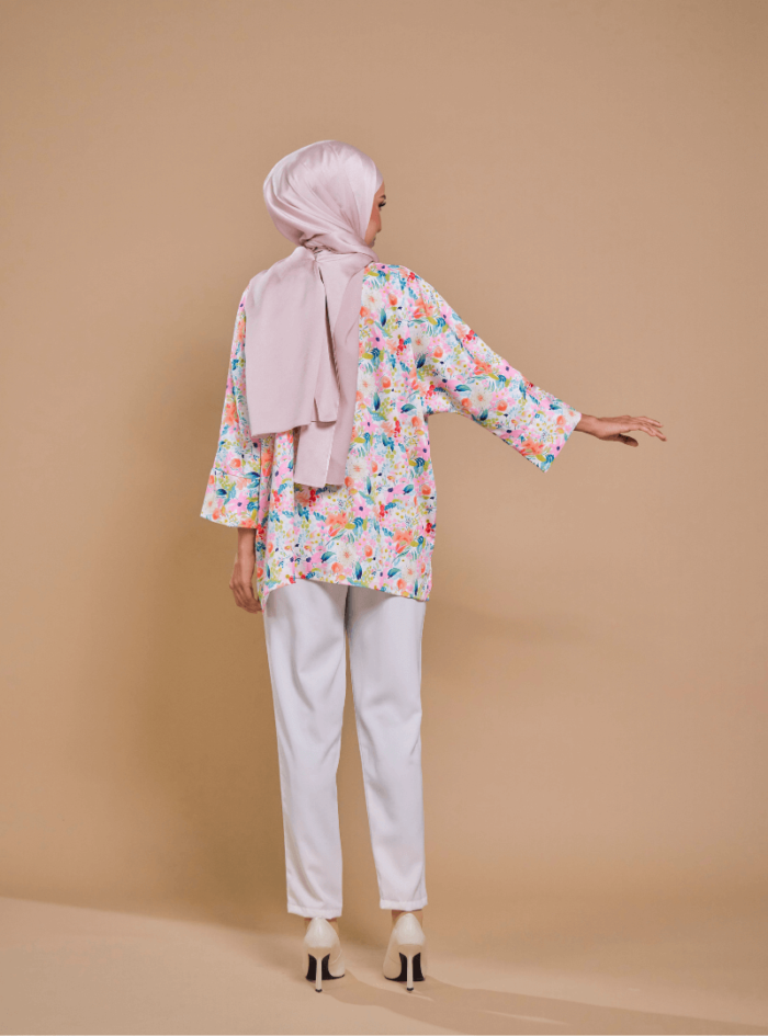 Manis 3 Fatimah Casual Blouse 2.0 in Manis - Image 4
