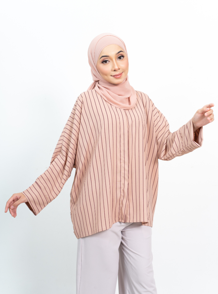 Easery Casual Blouse in Blush - Image 1