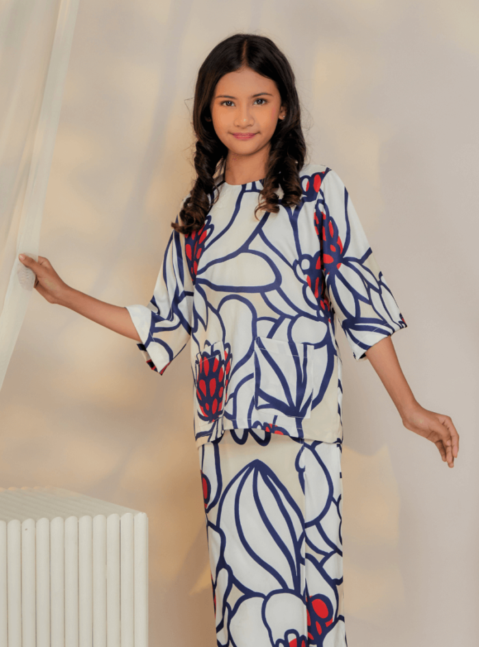 Zarith Kurung Kedah for Daughter in Fun - Image 1