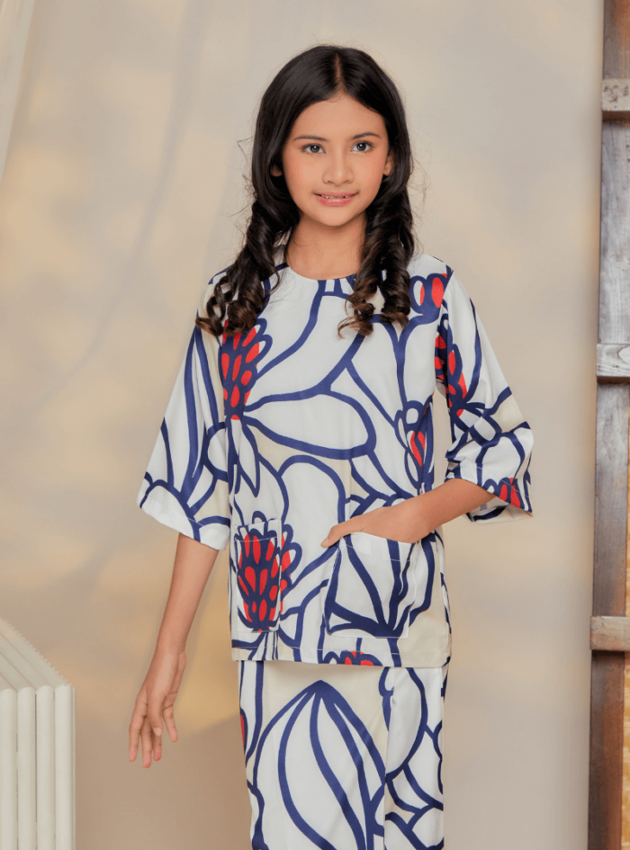 Zarith Kurung Kedah for Daughter in Fun - Image 4