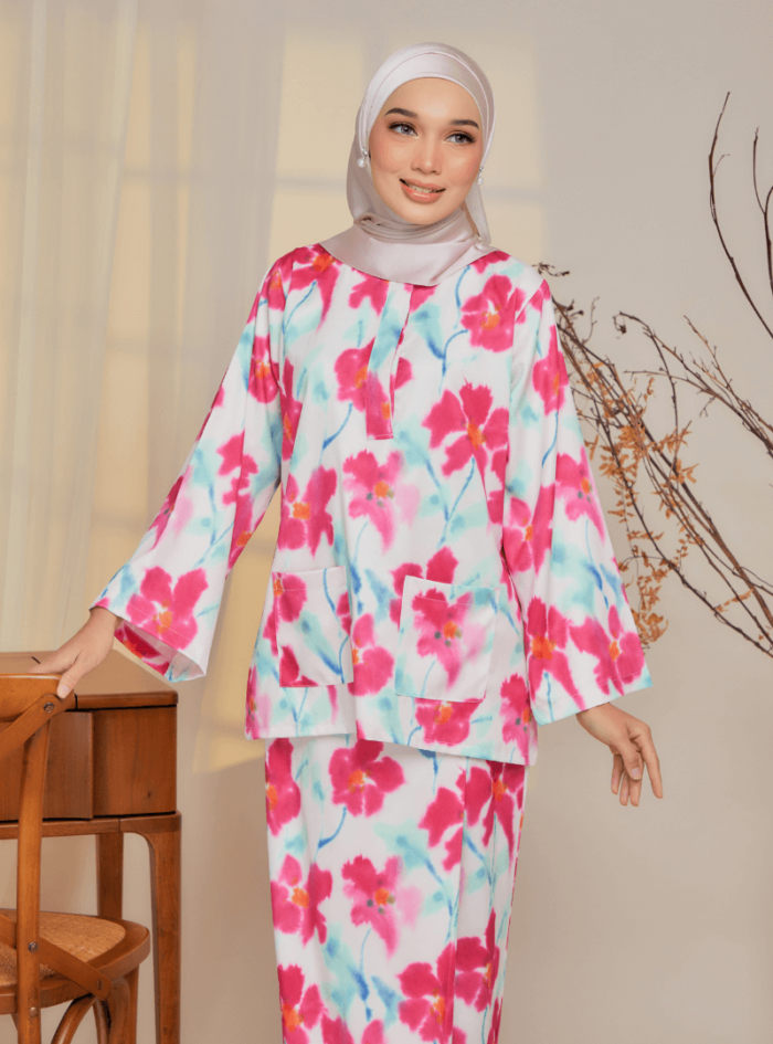 Zarith Kurung Kedah for Mom in Dazzle - Image 1