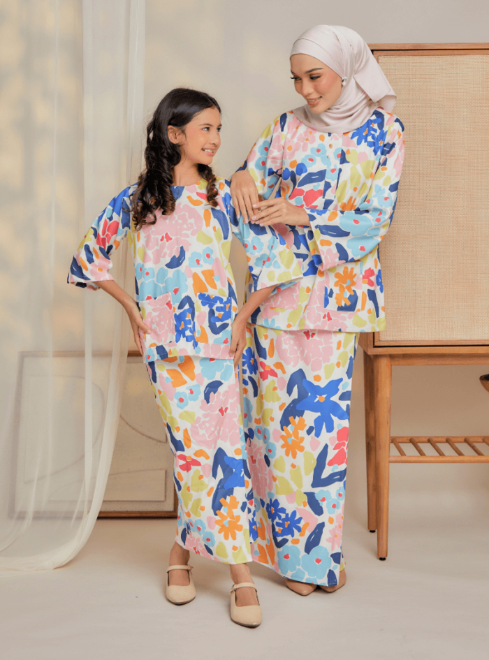 Zarith Kurung Kedah for Mom in Gleeful - Image 7