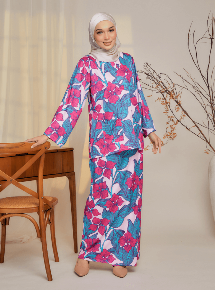 Zarith Kurung Kedah for Mom in Gorgeous - Image 5