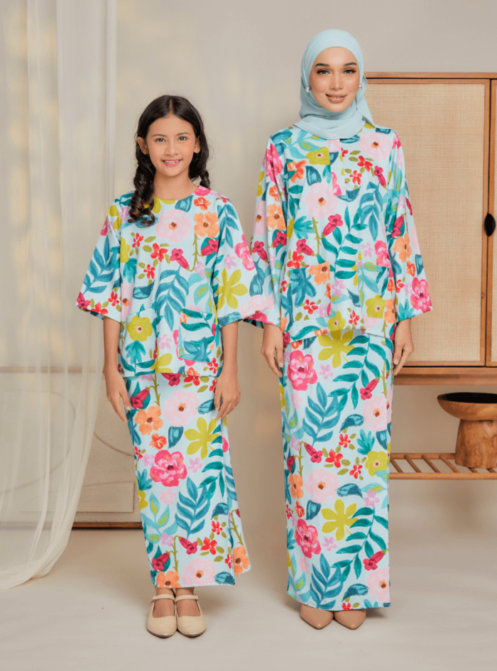 Zarith Kurung Kedah for Mom in Lovely - Image 6