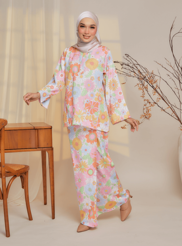 Zarith Kurung Kedah for Mom in Sweetie - Image 3