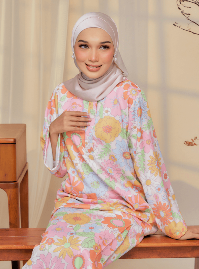 Zarith Kurung Kedah for Mom in Sweetie - Image 4