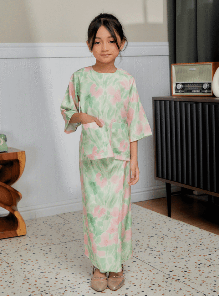 Zarith Kurung Kedah for Daughter in Giving - Image 8