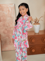 Dang Anum Kebarung for Daughter in Bubbly