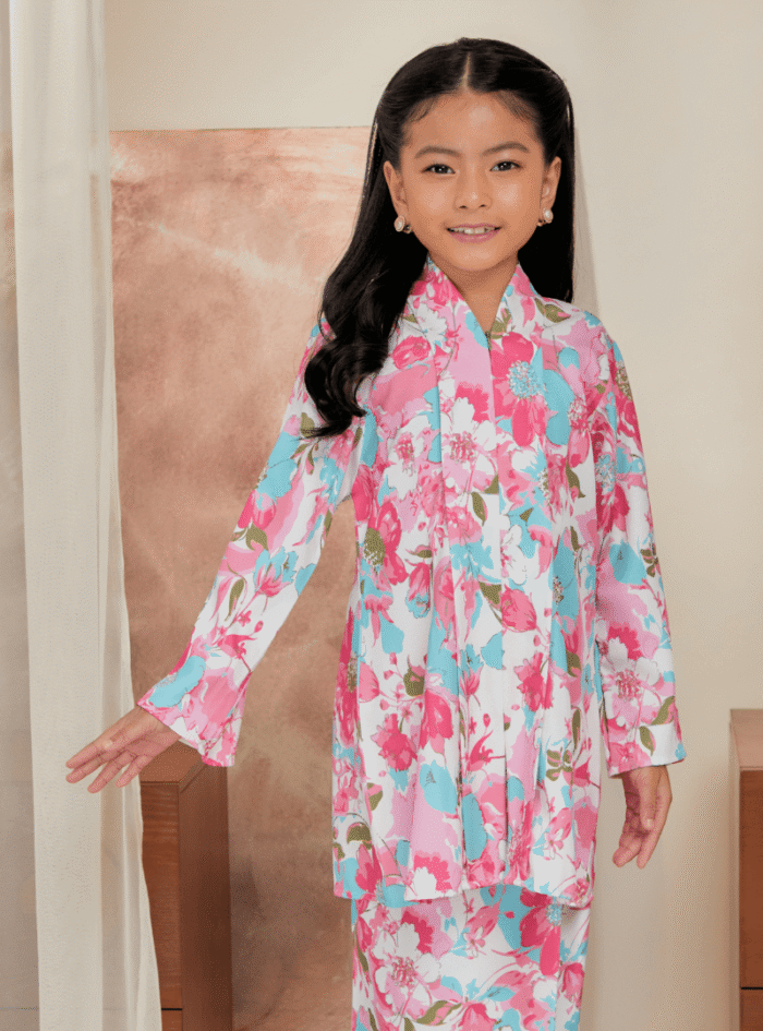 Dang Anum Kebarung for Daughter in Bubbly - Image 9