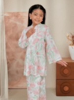 Dang Anum Kebarung for Daughter in Pure