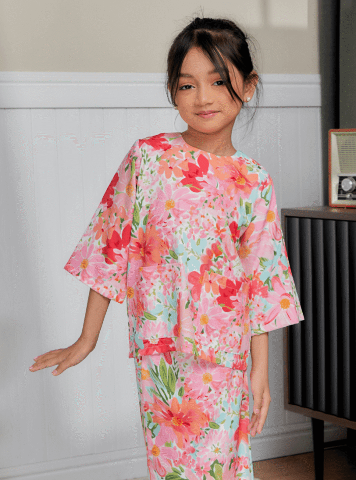 Zarith Kurung Kedah for Daughter in Friendly - Image 9