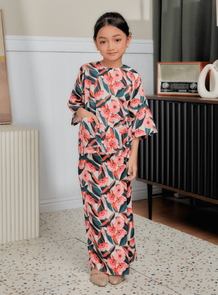 Zarith Kurung Kedah for Daughter in Ideal - Image 5