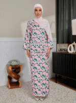 Zarith Kurung Kedah for Mom in Cheery - Image 2