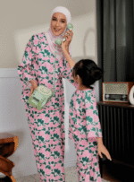 Zarith Kurung Kedah for Mom in Cheery - Image 8