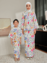 Zarith Kurung Kedah for Mom in Dainty - Image 6