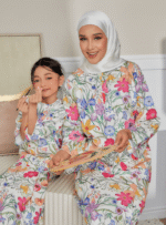 Zarith Kurung Kedah for Mom in Dainty - Image 8