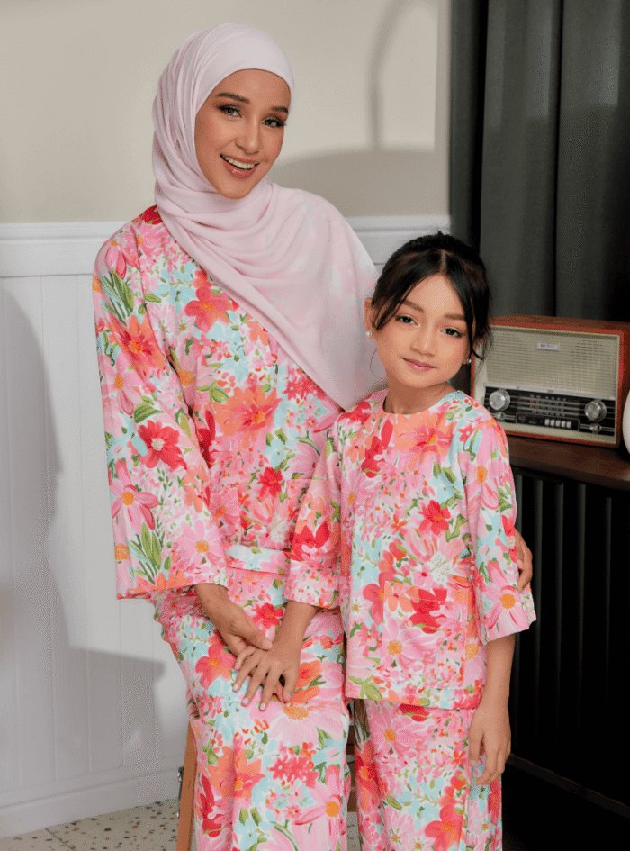 Zarith Kurung Kedah for Mom in Friendly - Image 8