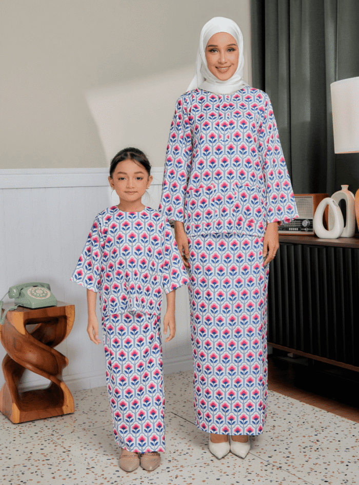 Zarith Kurung Kedah for Mom in Happy - Image 6