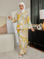 Zarith Kurung Kedah for Mom in Sparkle - Image 3