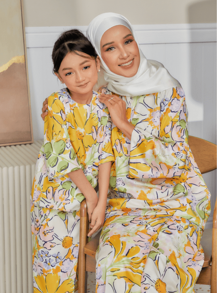 Zarith Kurung Kedah for Mom in Sparkle - Image 8