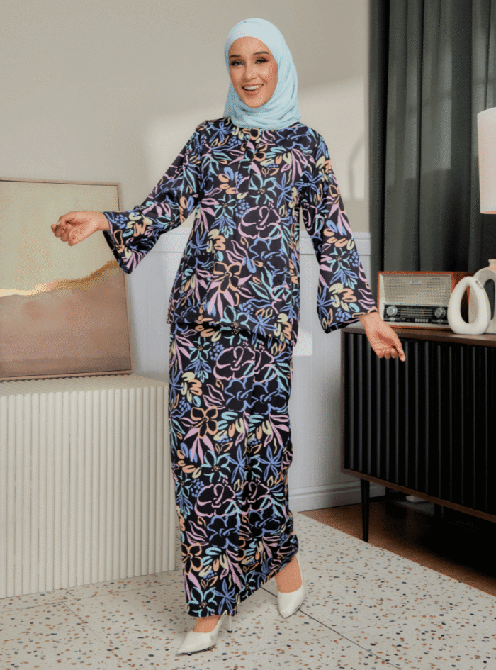 Zarith Kurung Kedah for Mom in Stellar - Image 3